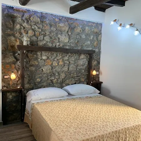 Conte's House شقة